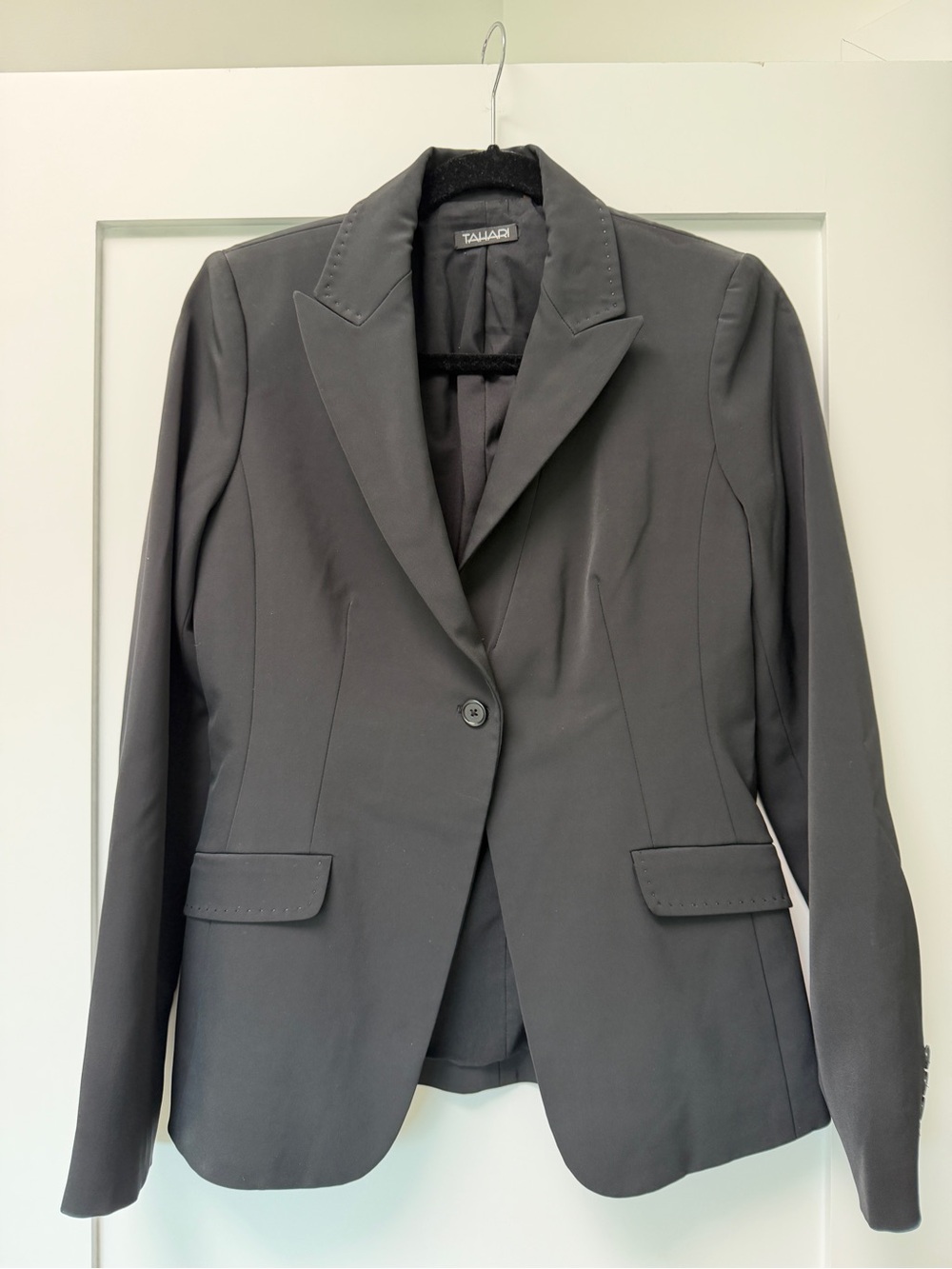 Tahari Charcoal Gray Single-Button Suit Jacket
